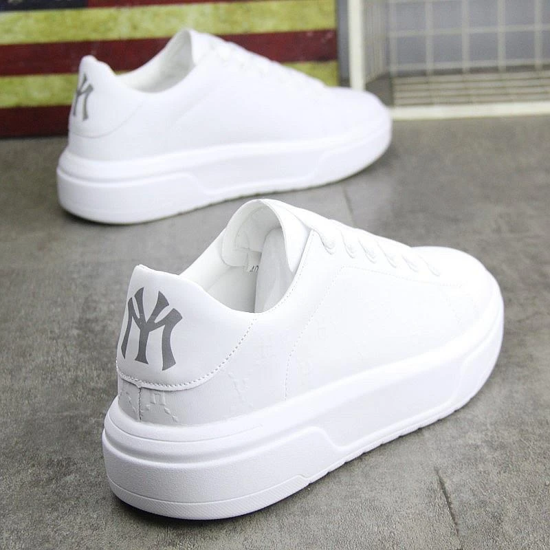 白色内增高板鞋男2025年新款鞋子运动休闲鞋潮厚底情侣小白鞋男鞋