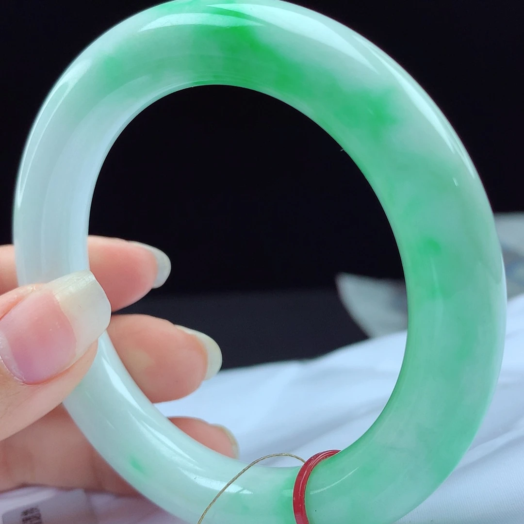 未镶嵌手镯翡翠113951，