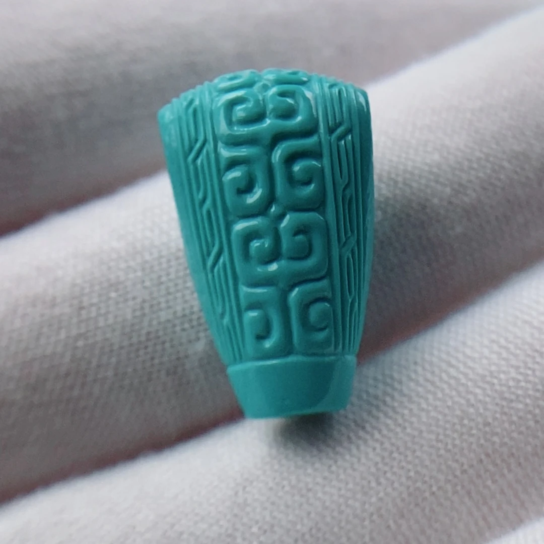 绿松石配饰未镶嵌