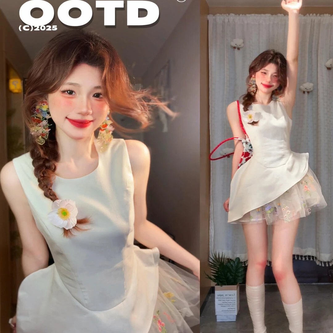 白色无袖连衣裙女2025夏季a字掐腰夏日绝美漂亮蓬蓬小短裙子穿搭