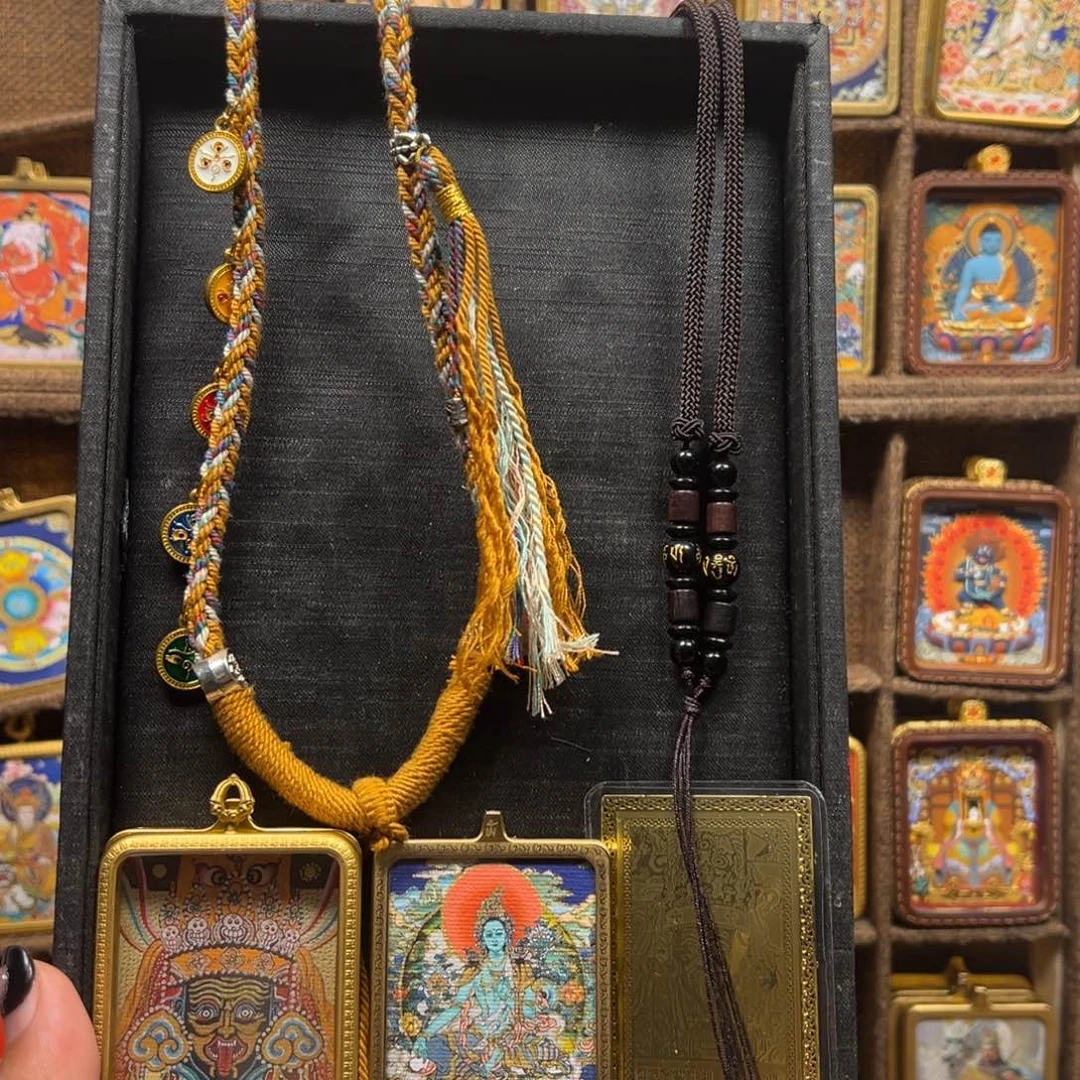 吊坠摸**?唐卡等多款新品种