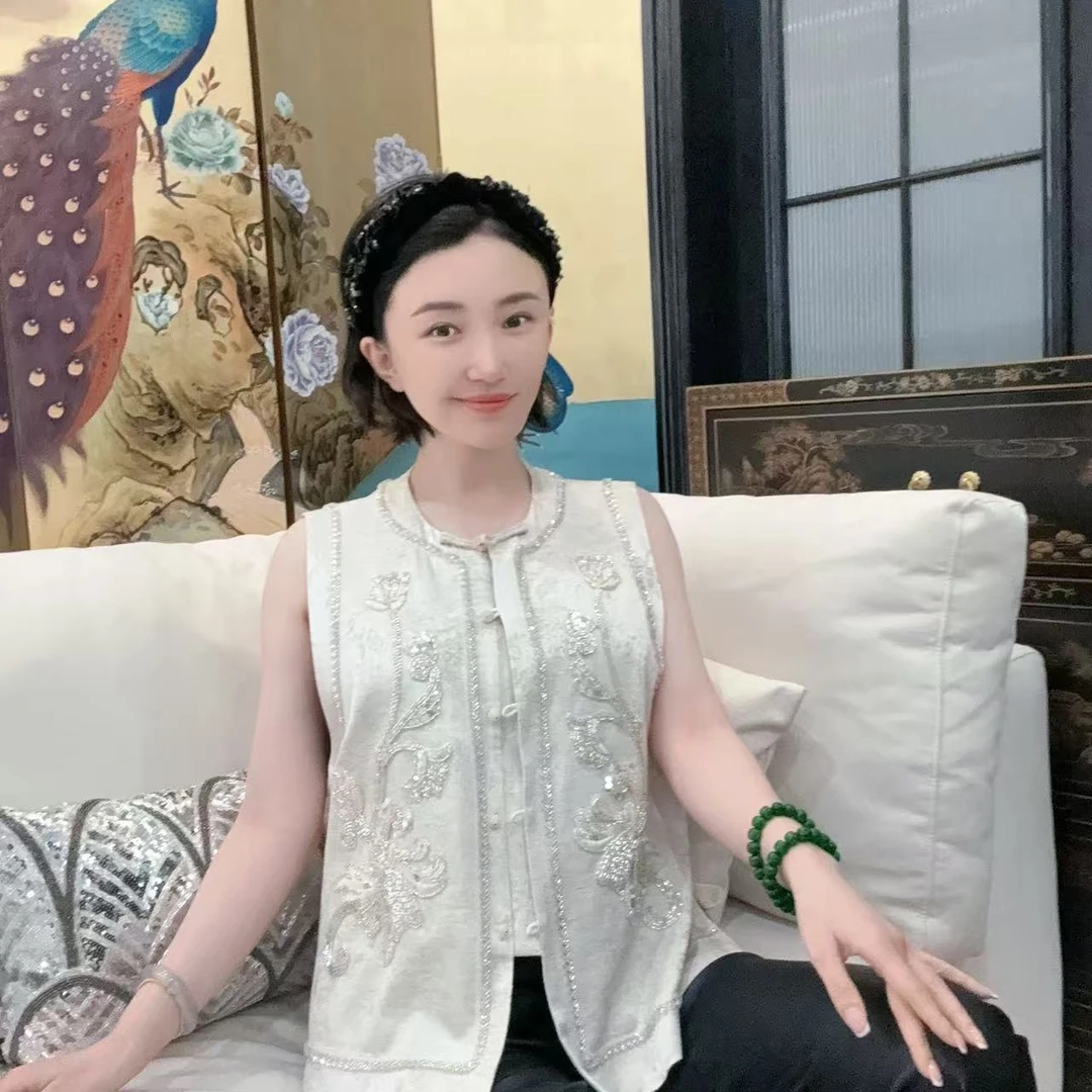 Betty Bairn【七里香】高端系列麻刺绣绣片马甲25B-BW8082