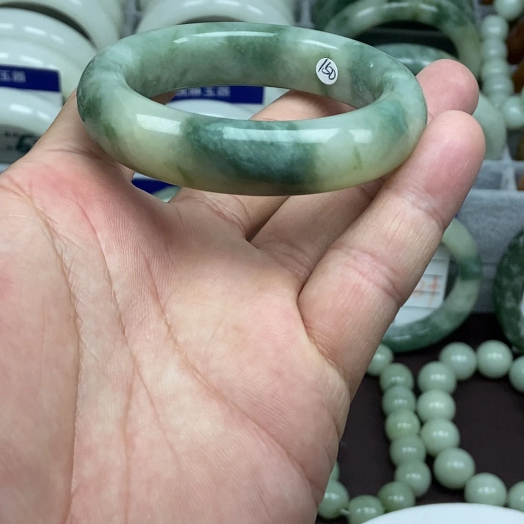 留***边蛇纹石玉未镶嵌手镯