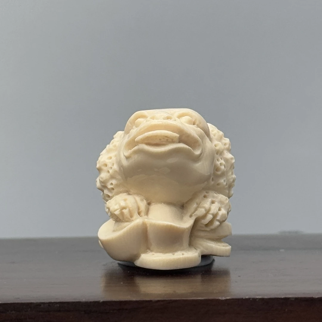 DEZHI/德志11.9g三足金蟾24*28*22mm天然猛犸牙摆件Y767