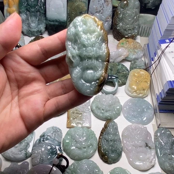 颈饰未镶嵌翡翠龙牌86