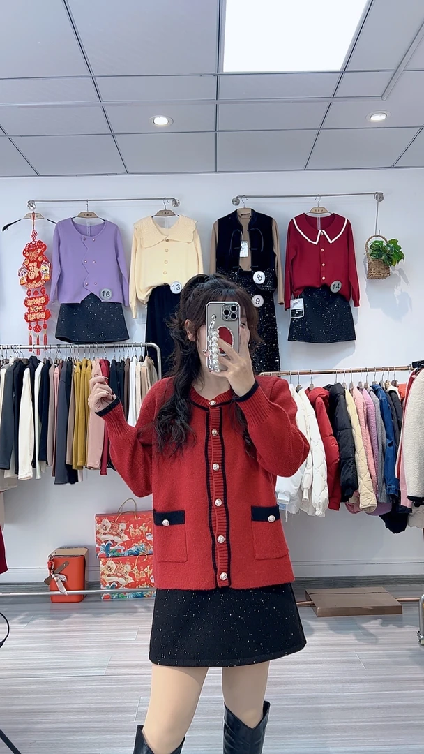 大码女装24年秋冬季新款温柔范毛衣气质开衫高级小香风上衣胖mm