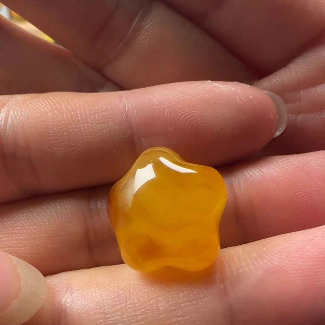 蜜蜡未镶嵌颈饰蜜蜡俏色星星（打孔备注）