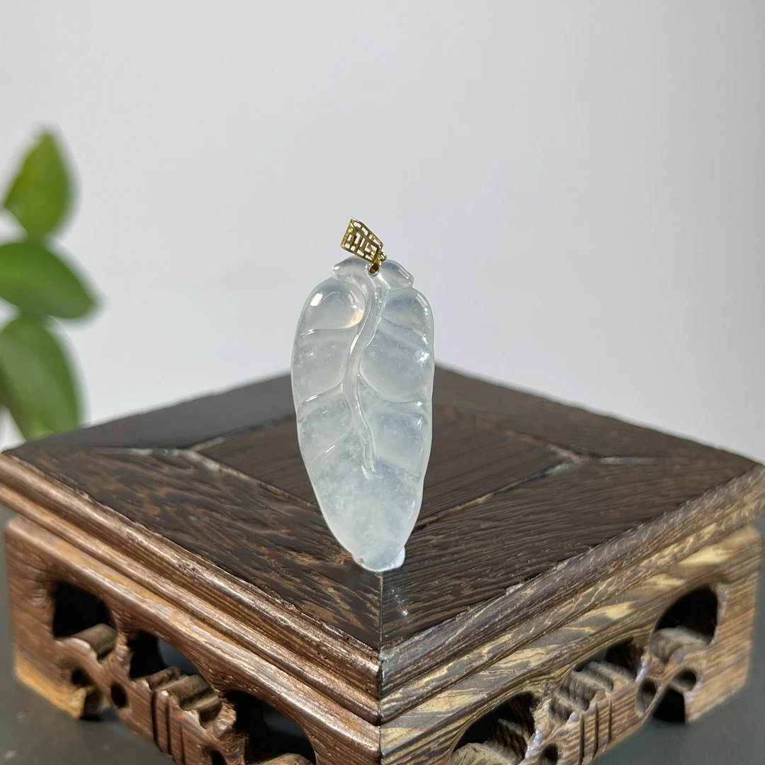 JCW20-70  天然缅甸A货翡翠  18K扣大业有成