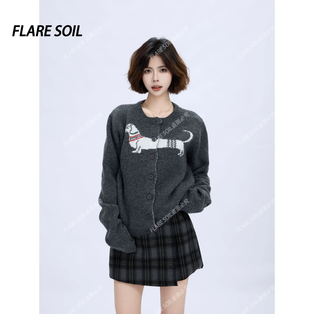 【FLARE SOIL】腊肠狗印花开衫针织毛衣秋冬圆领纽扣外套 T40110A