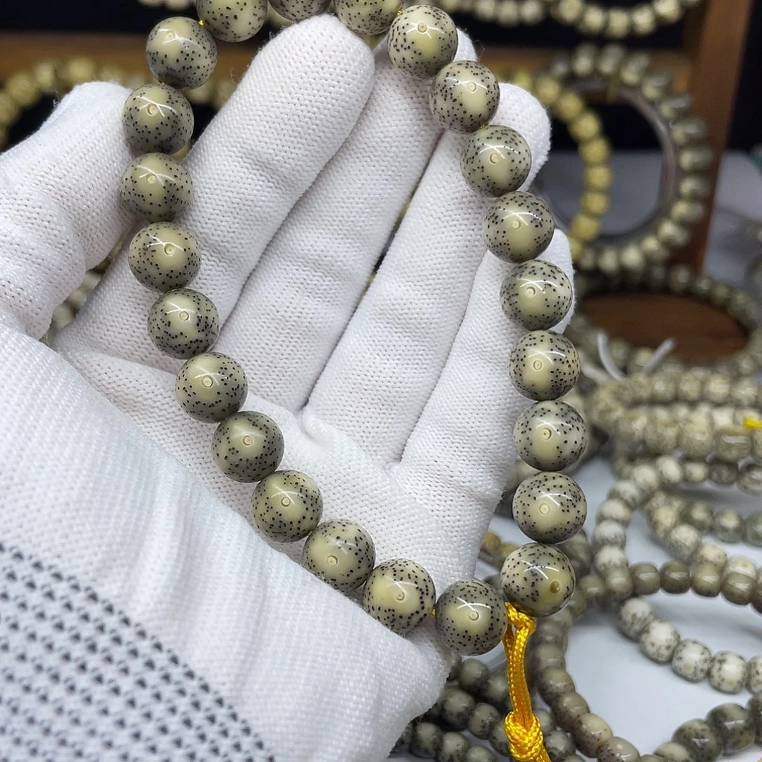 星月菩提手串11圆珠，一线天牛毛星