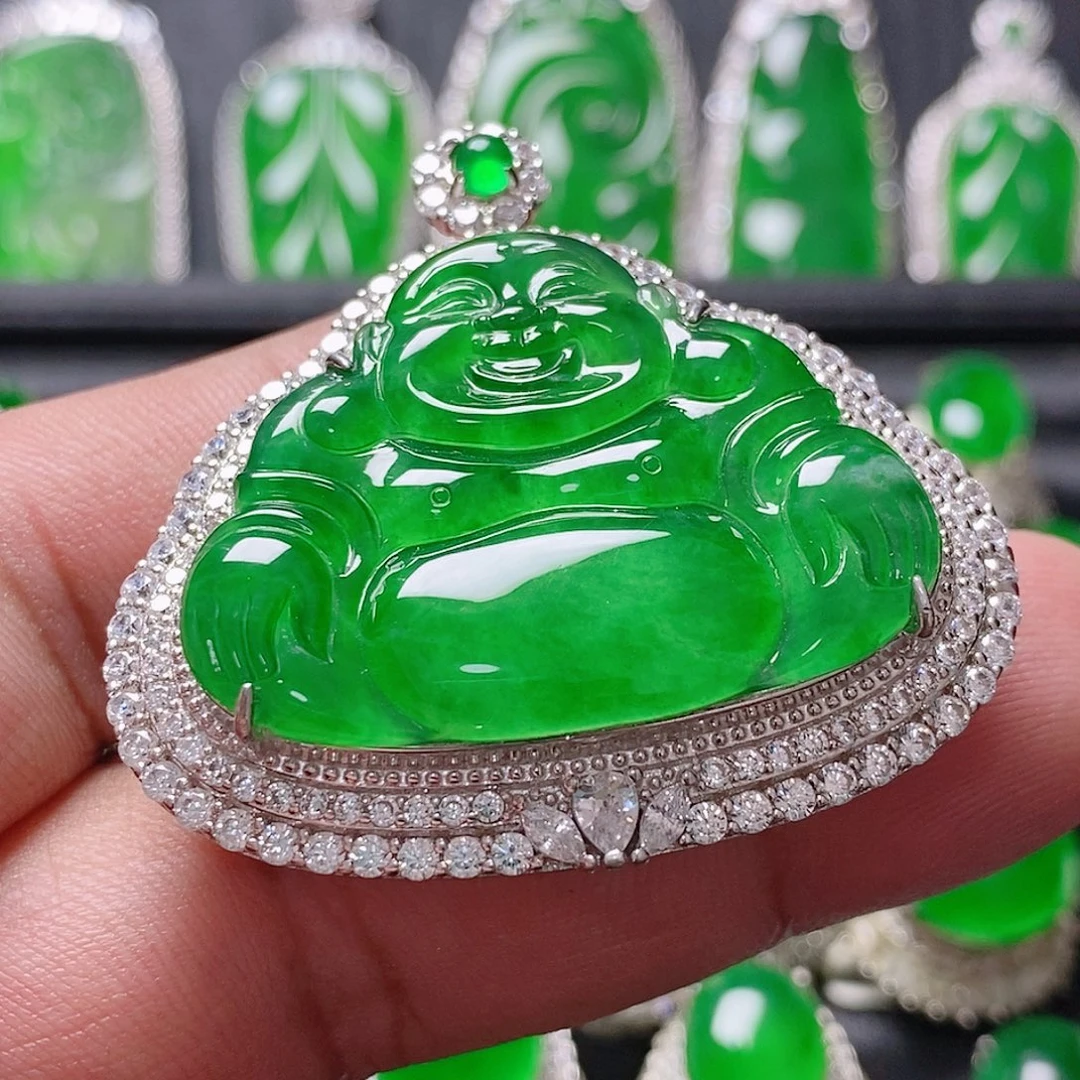 翡翠未镶嵌颈饰