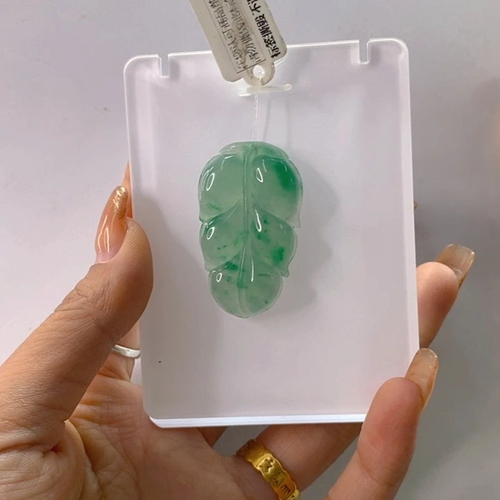 石英质玉未镶嵌吊坠(不含链)