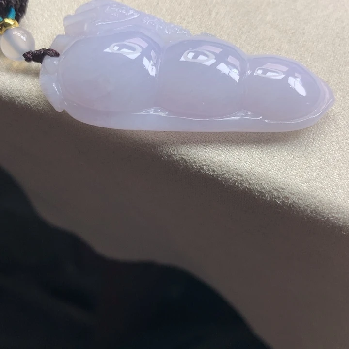 翡翠未镶嵌颈饰吊坠