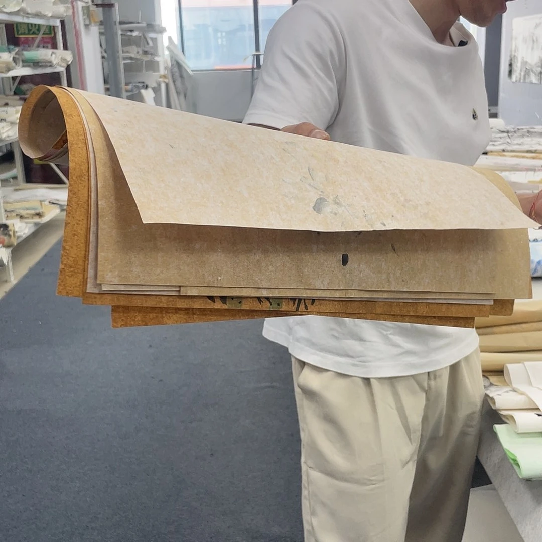 国画纯手工制作的一