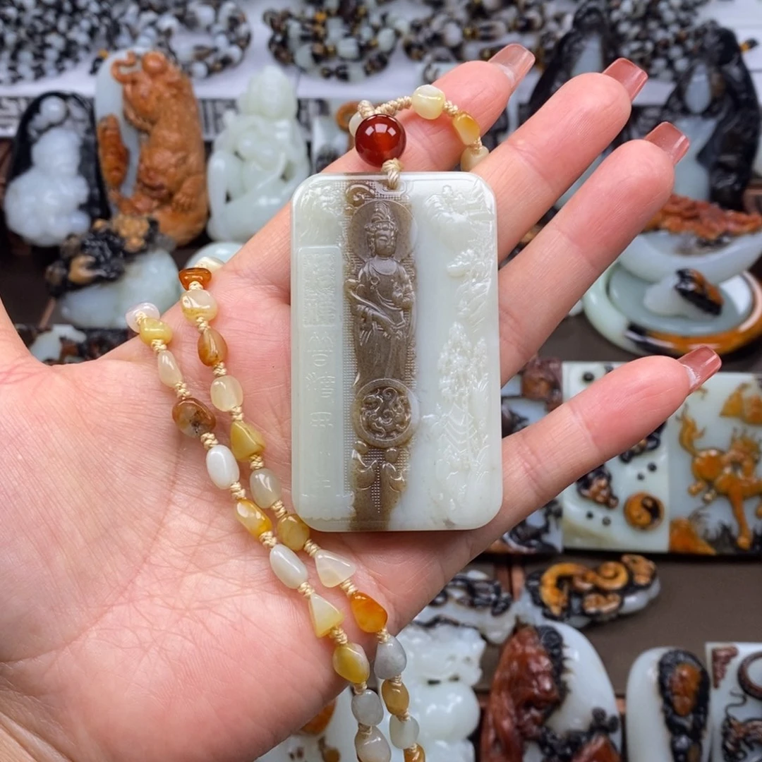 颈饰未镶嵌和田玉