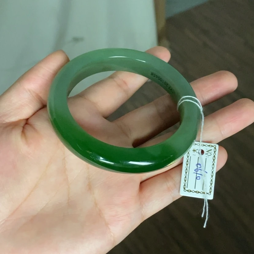 【闪购商品】未镶嵌手镯和田玉（碧玉）