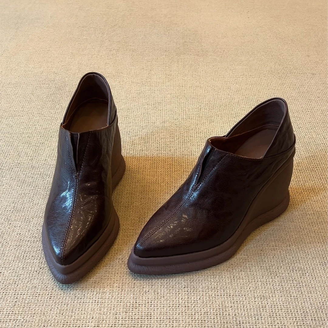 RubyL/8cm时尚简约复古舒适百搭尖头深口一脚蹬高跟坡跟单鞋女款