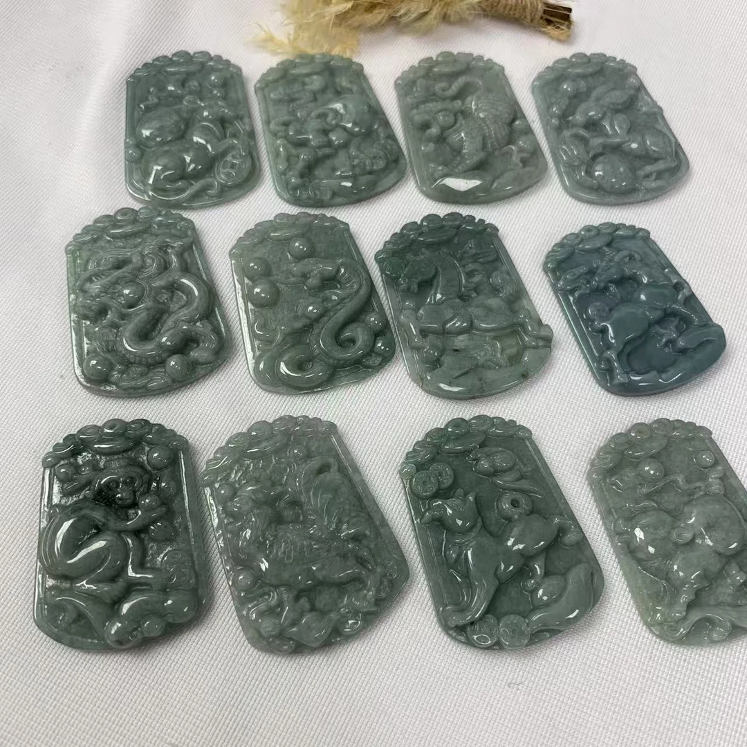 缅甸天然A货翡翠十二生肖男女通用玉石精美饰品-多样性发其一