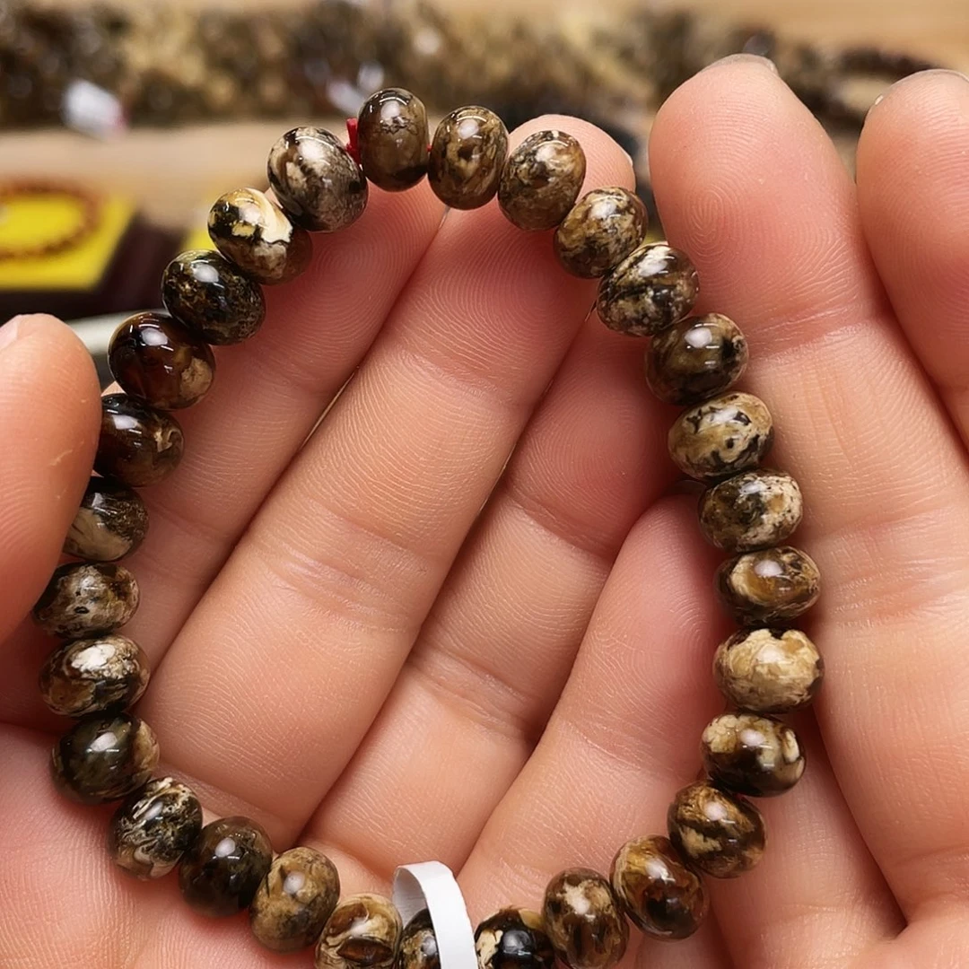 未镶嵌琥珀裸石八70027