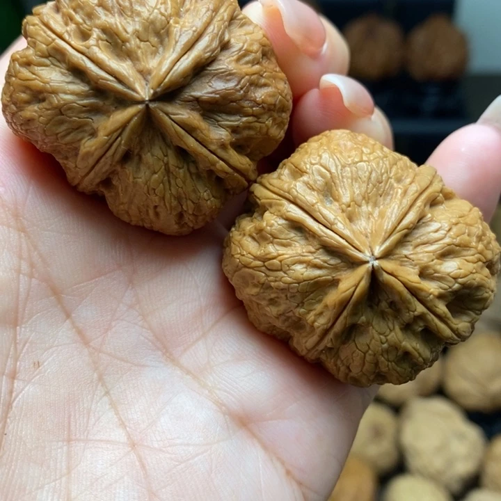 吊坠文玩核桃密石四棱