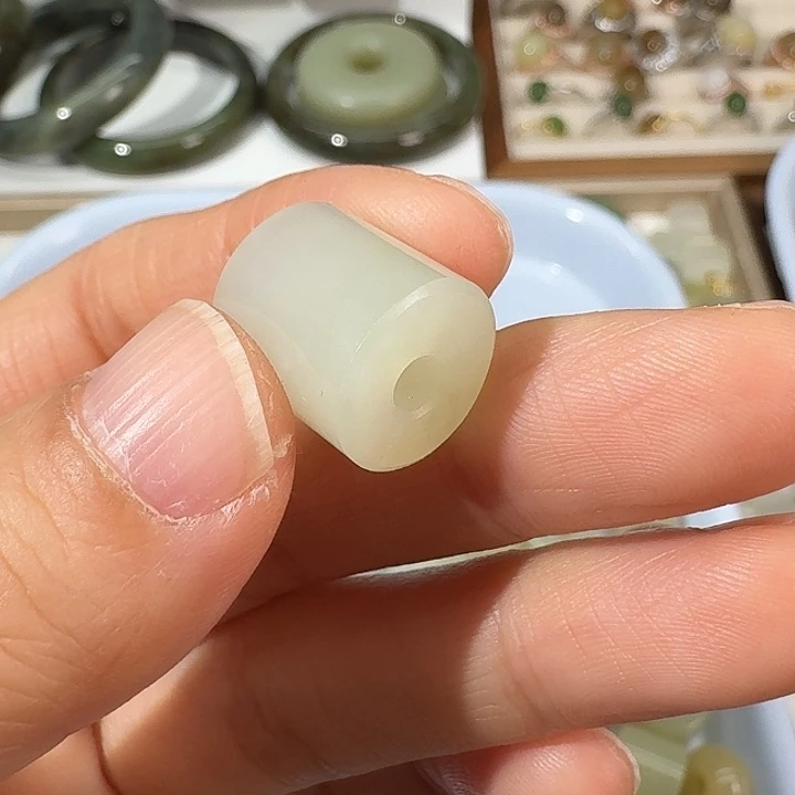 和田玉未镶嵌颈饰106