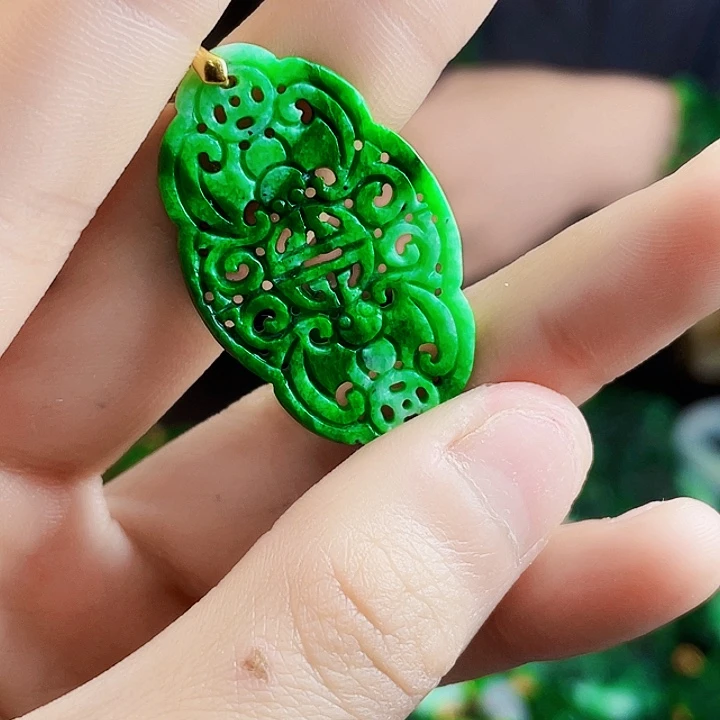 翡翠银S925镶嵌颈饰多样性