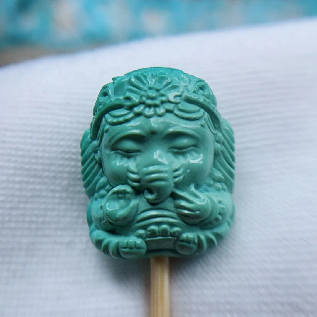 绿松石配饰未镶嵌