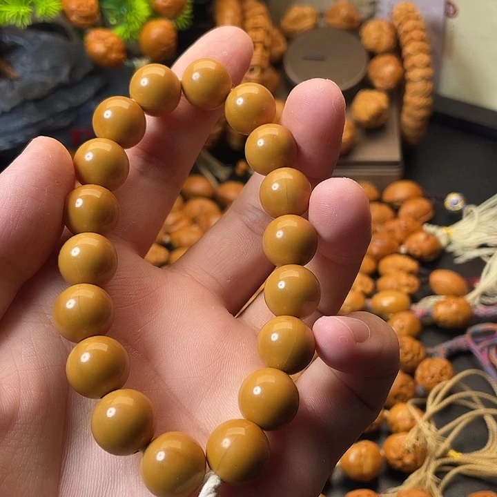 橄榄核手串/手链猴头光珠