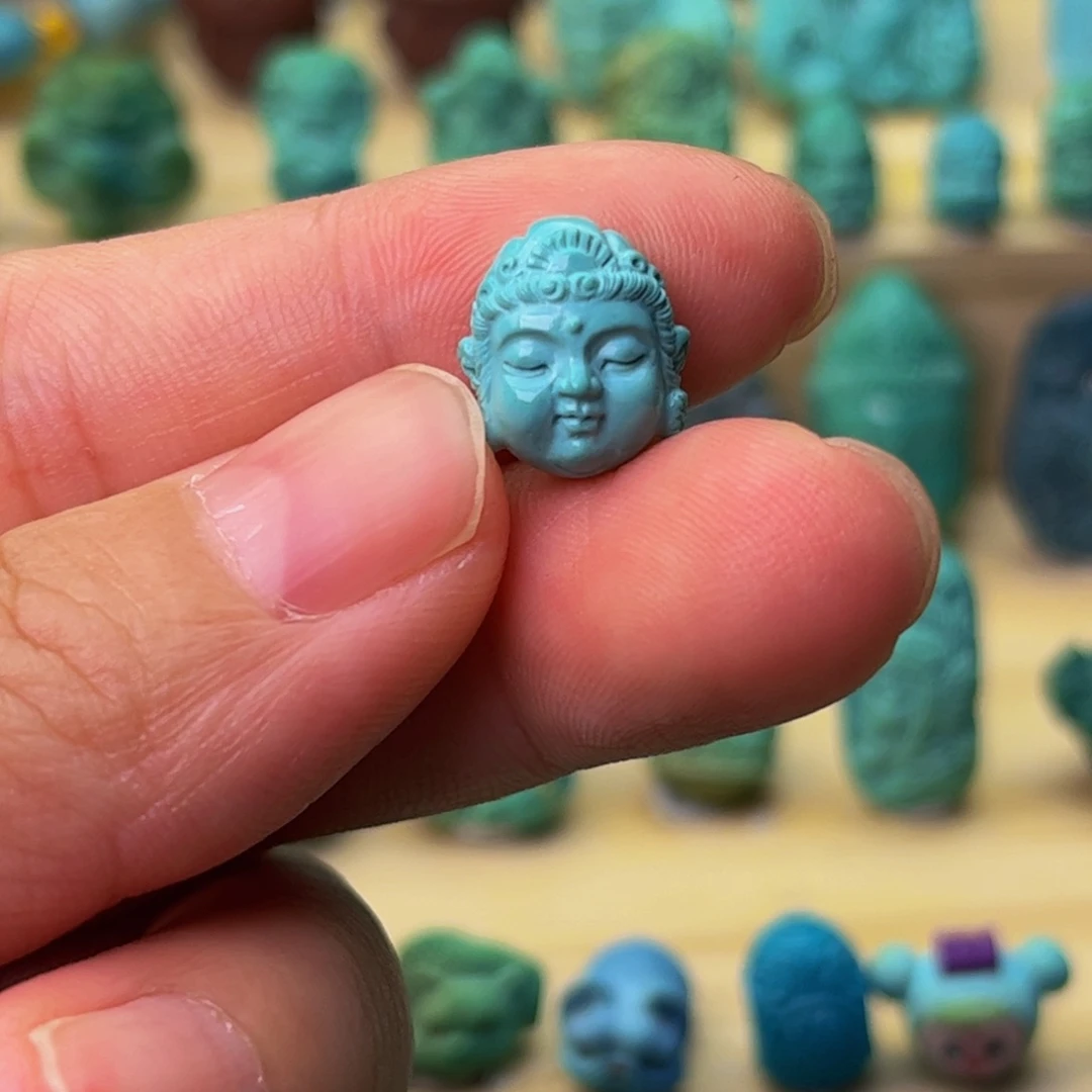 未镶嵌绿松石菩萨