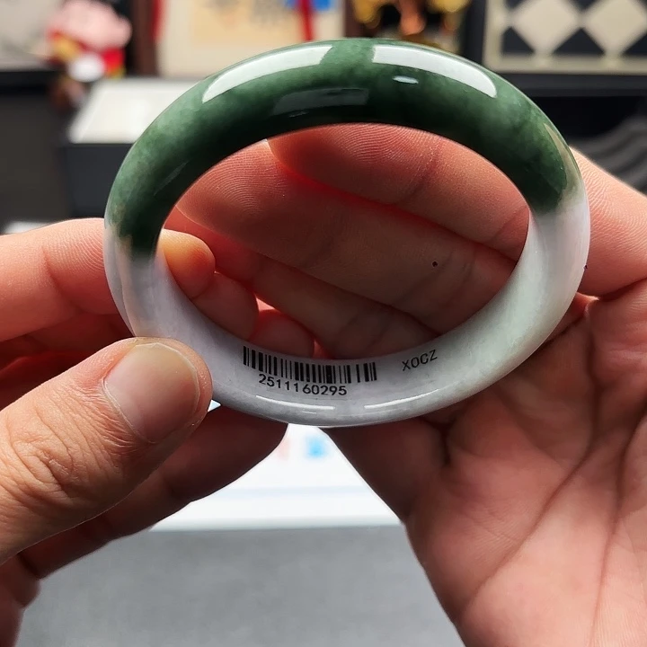 翡翠未镶嵌手镯5859 2