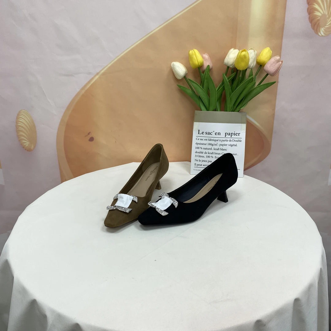 5508春秋新款时尚气质水钻细跟尖头单鞋F