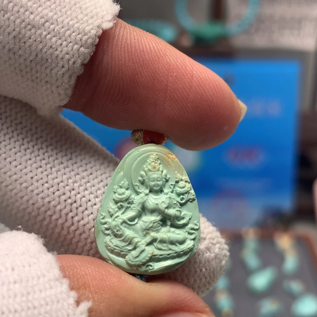 绿松石未镶嵌挂件