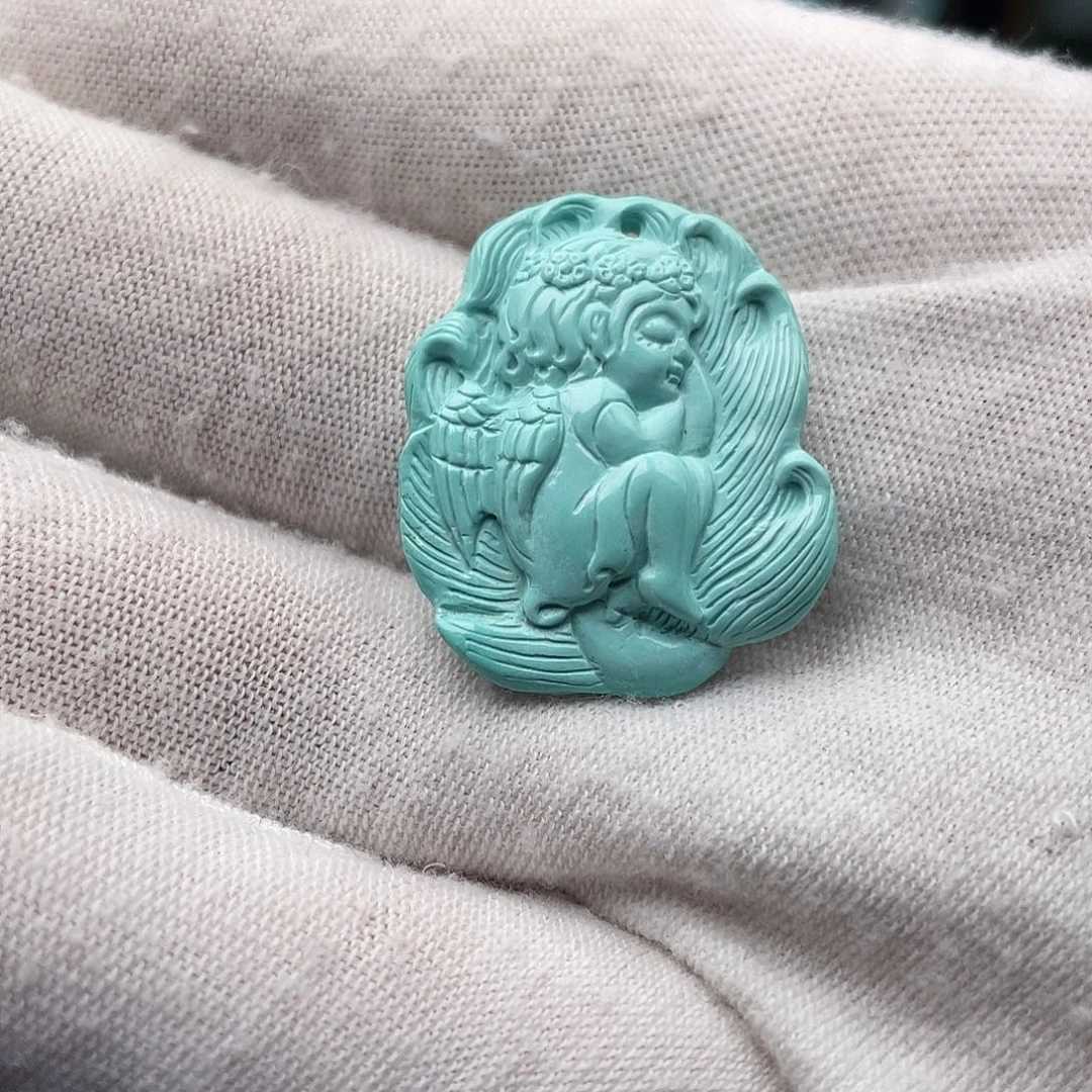 绿松石未镶嵌颈饰