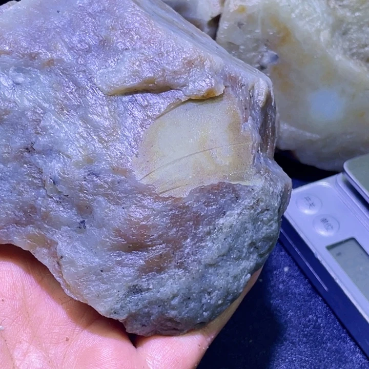 未镶嵌和田玉珠宝半成品
