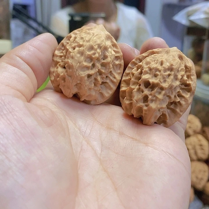 【闪购商品】文玩核桃把件34白蛇谷小众