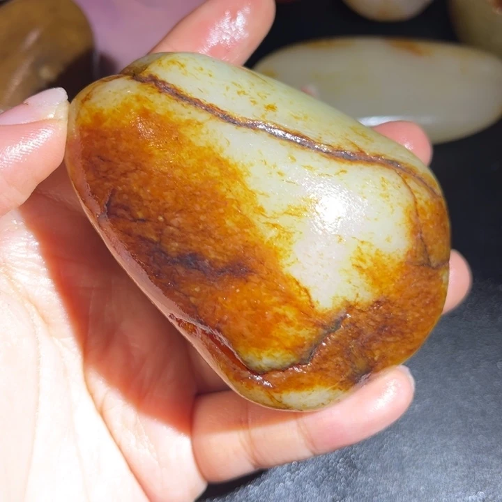 和田玉未镶嵌珠宝奇石