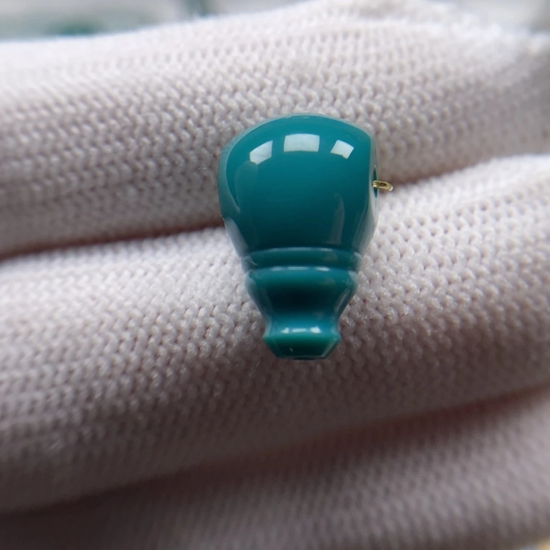 绿松石未镶嵌珠宝奇石三通10mm