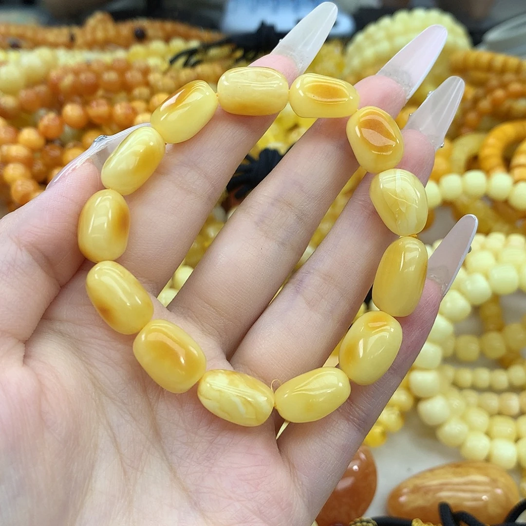 蜜蜡未镶嵌珠宝奇石