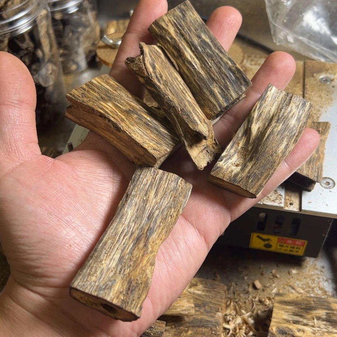 醉***霜高油脂奇楠牌子料55克