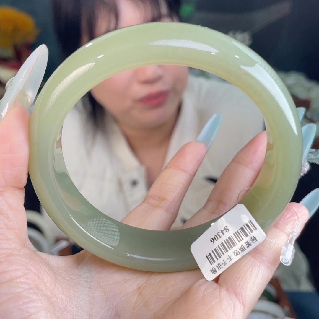 和田玉手镯未镶嵌69