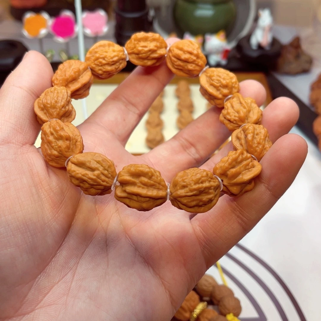 文玩核桃手串蛤蟆头