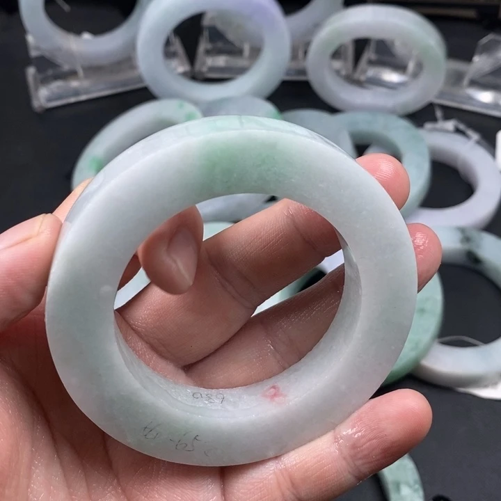 用***7定制翡翠翡翠未镶嵌