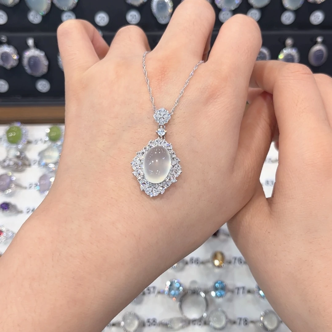 珍****岫玉银S925镶嵌戒指