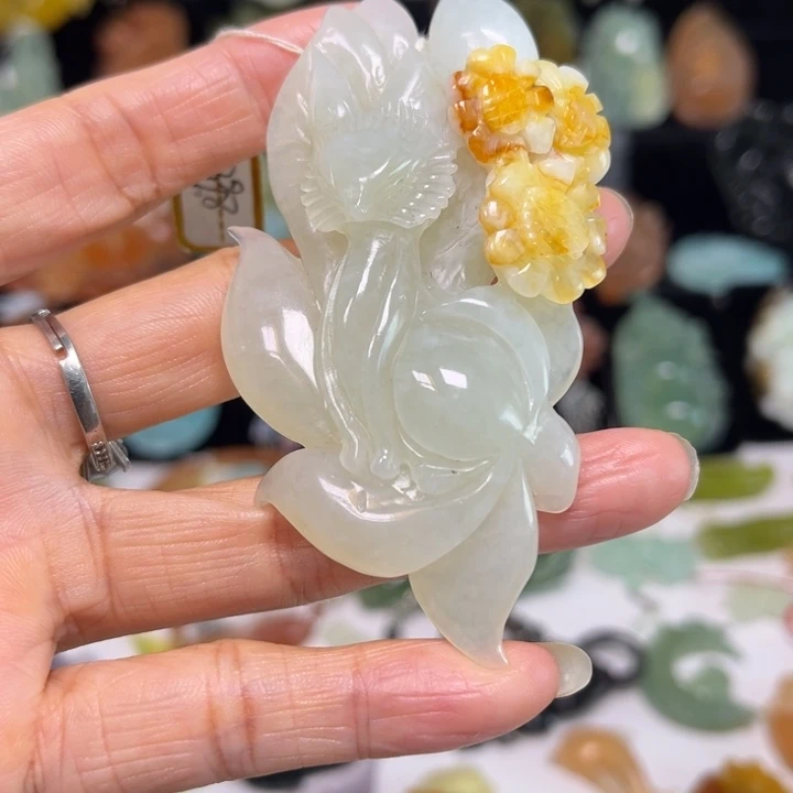 蛇纹石玉未镶嵌吊坠(赠链)