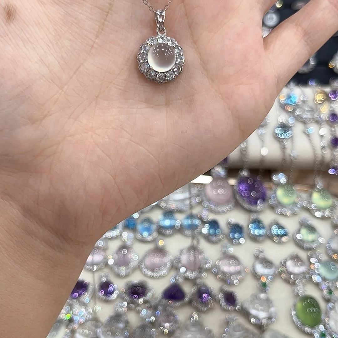 银S925镶嵌蛇纹石玉颈饰