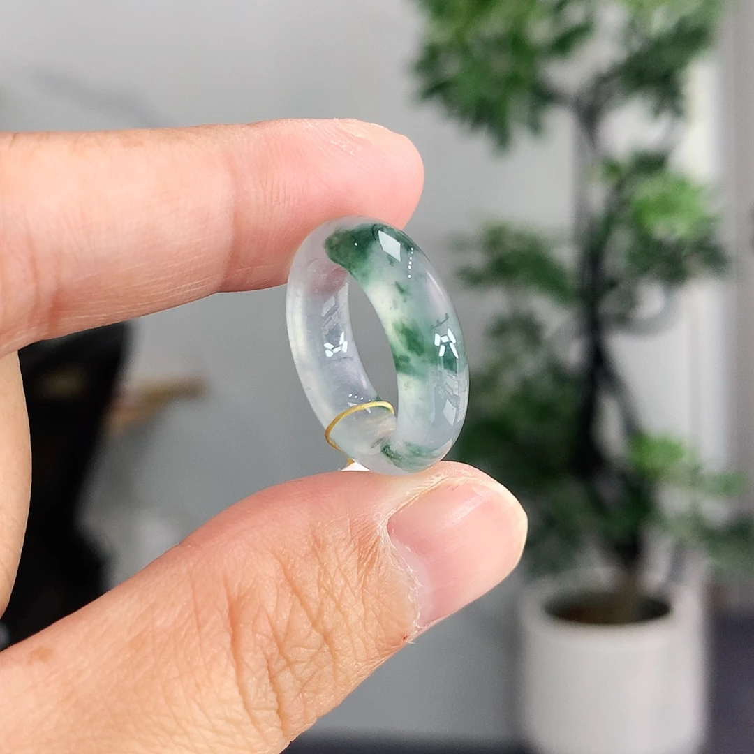 翡翠未镶嵌戒指8号