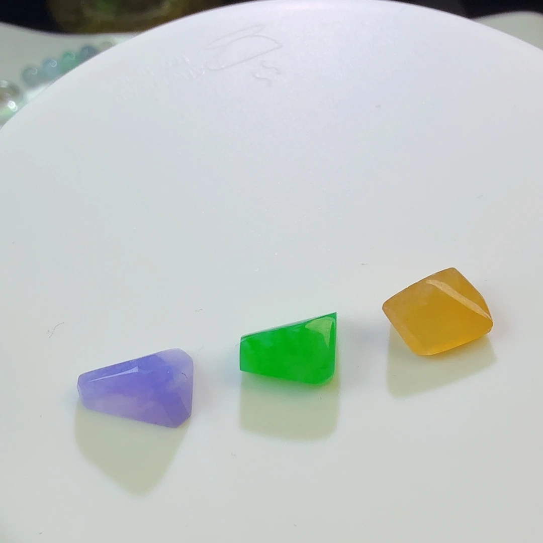 翡翠裸石随行一组