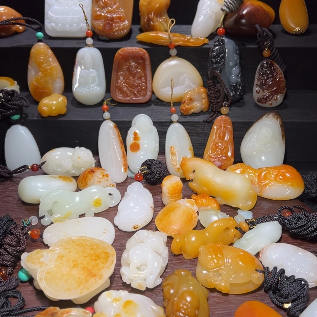 和田玉未镶嵌颈饰