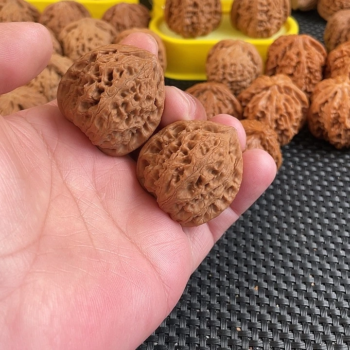 把件文玩核桃水龙纹40尺