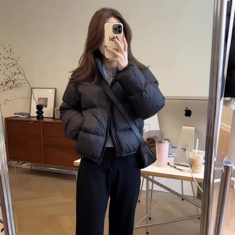 短款黑色羽绒服女2025冬季新款韩版小个子白鸭绒肯豆风面包服外套